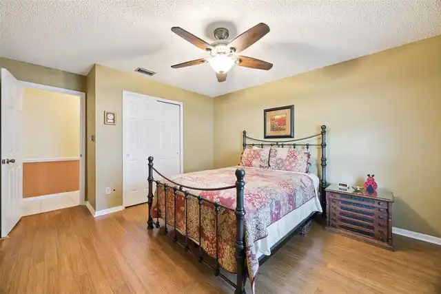 Listing Photo 28