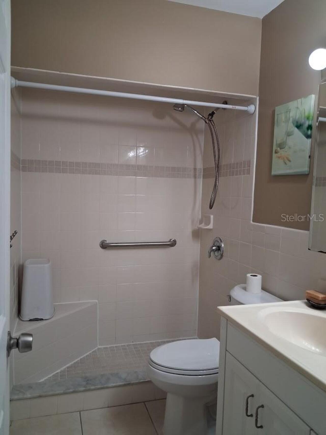 Listing Photo 14
