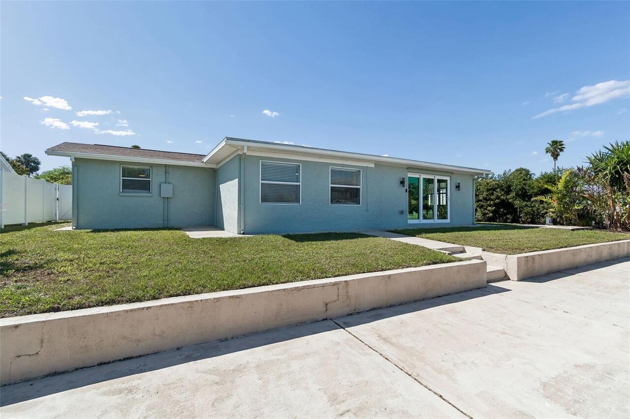 Listing Photo 16