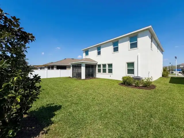 Listing Photo 14