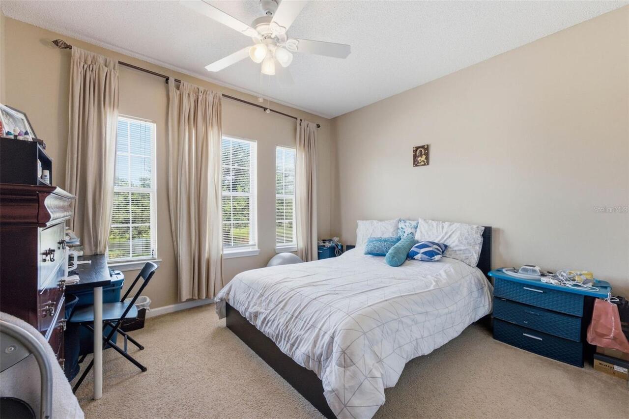 Listing Photo 17