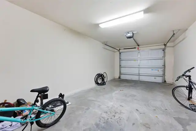 Listing Photo 28