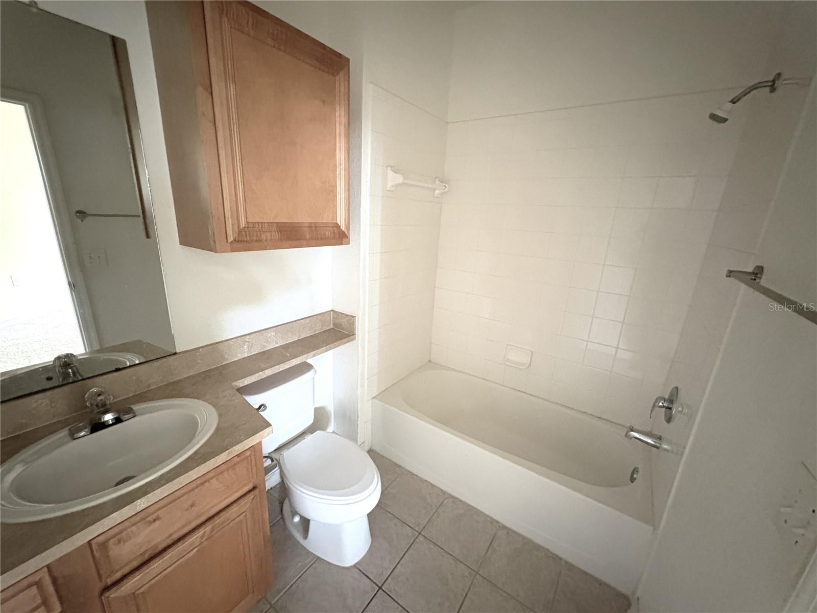 Listing Photo 8