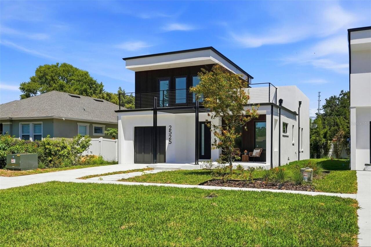 St Petersburg Real Estate