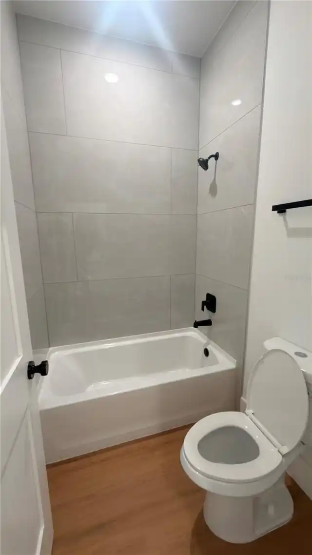 Listing Photo 13