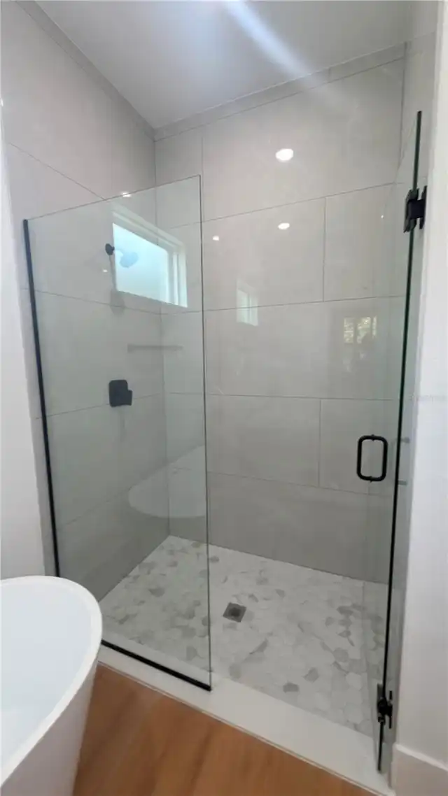 Listing Photo 29