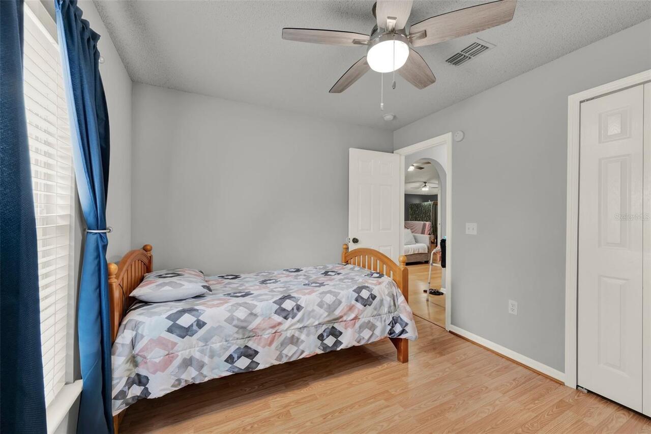 Listing Photo 14