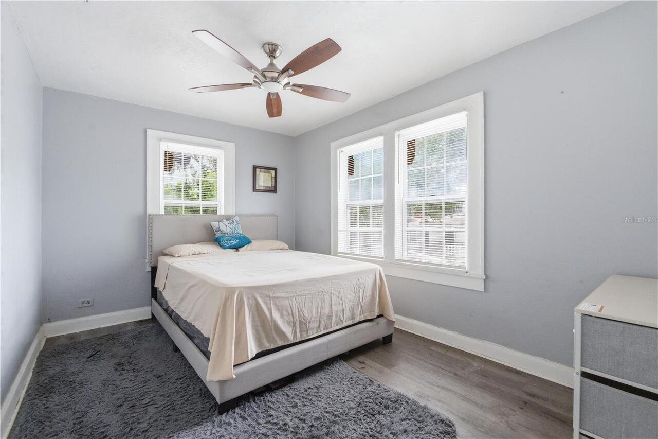 Listing Photo 8