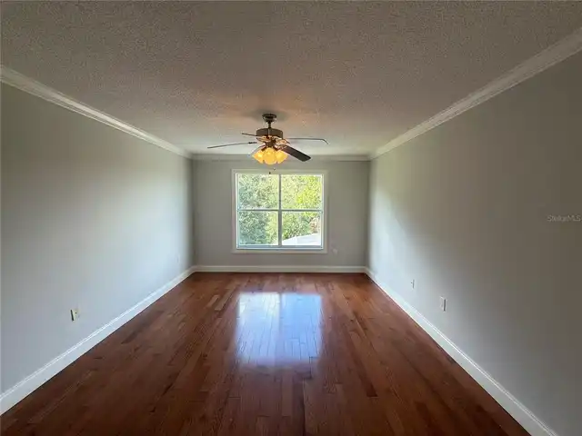 Listing Photo 20