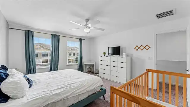 Listing Photo 17