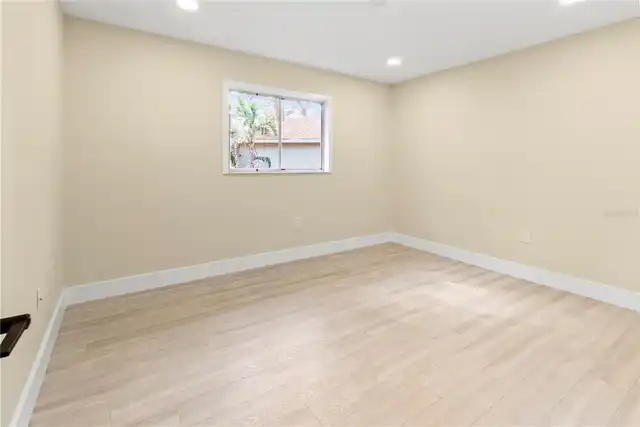 Listing Photo 26