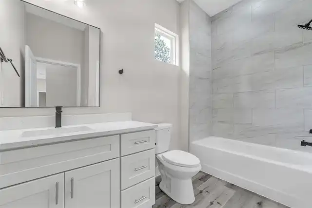 Listing Photo 17