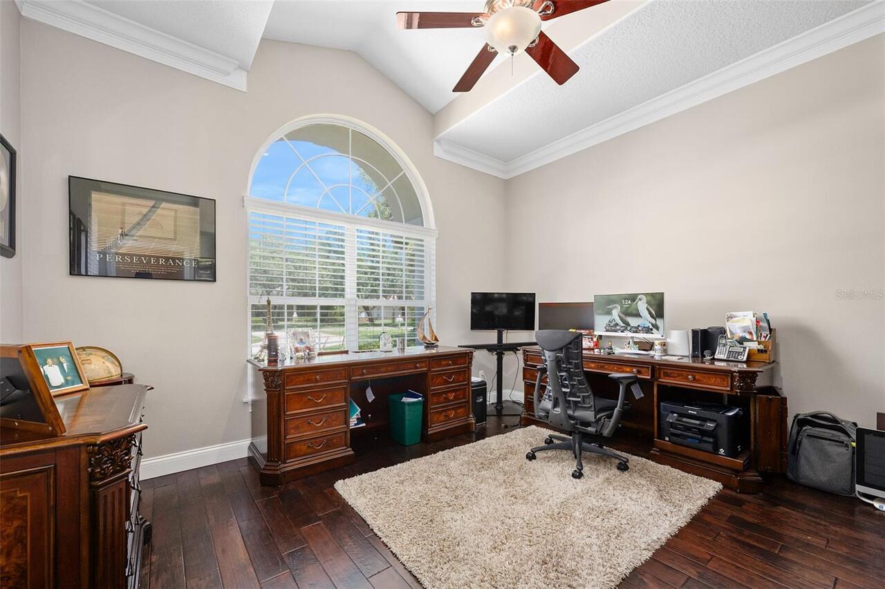 Listing Photo 23