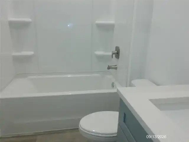 Listing Photo 14