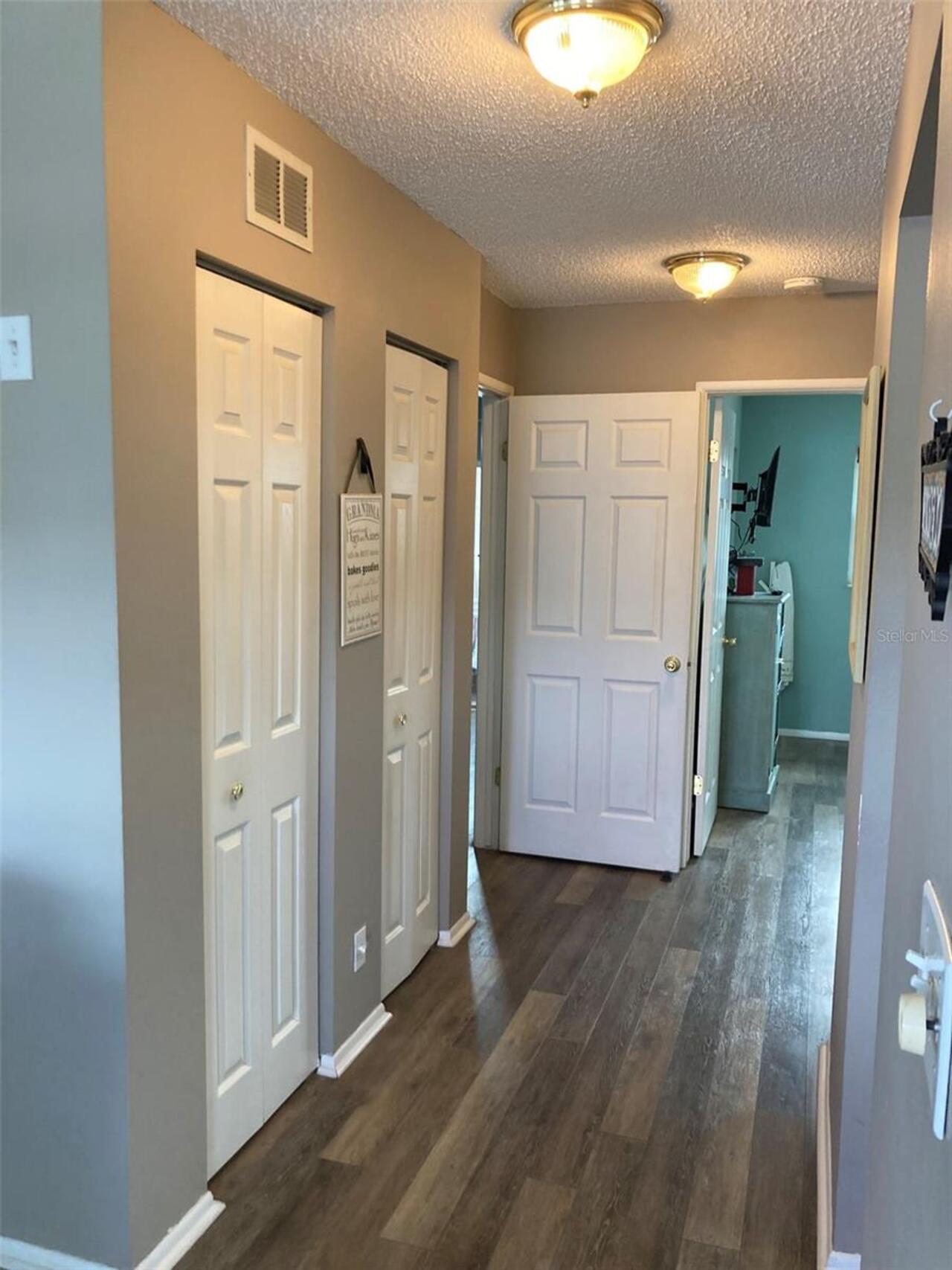 Listing Photo 12