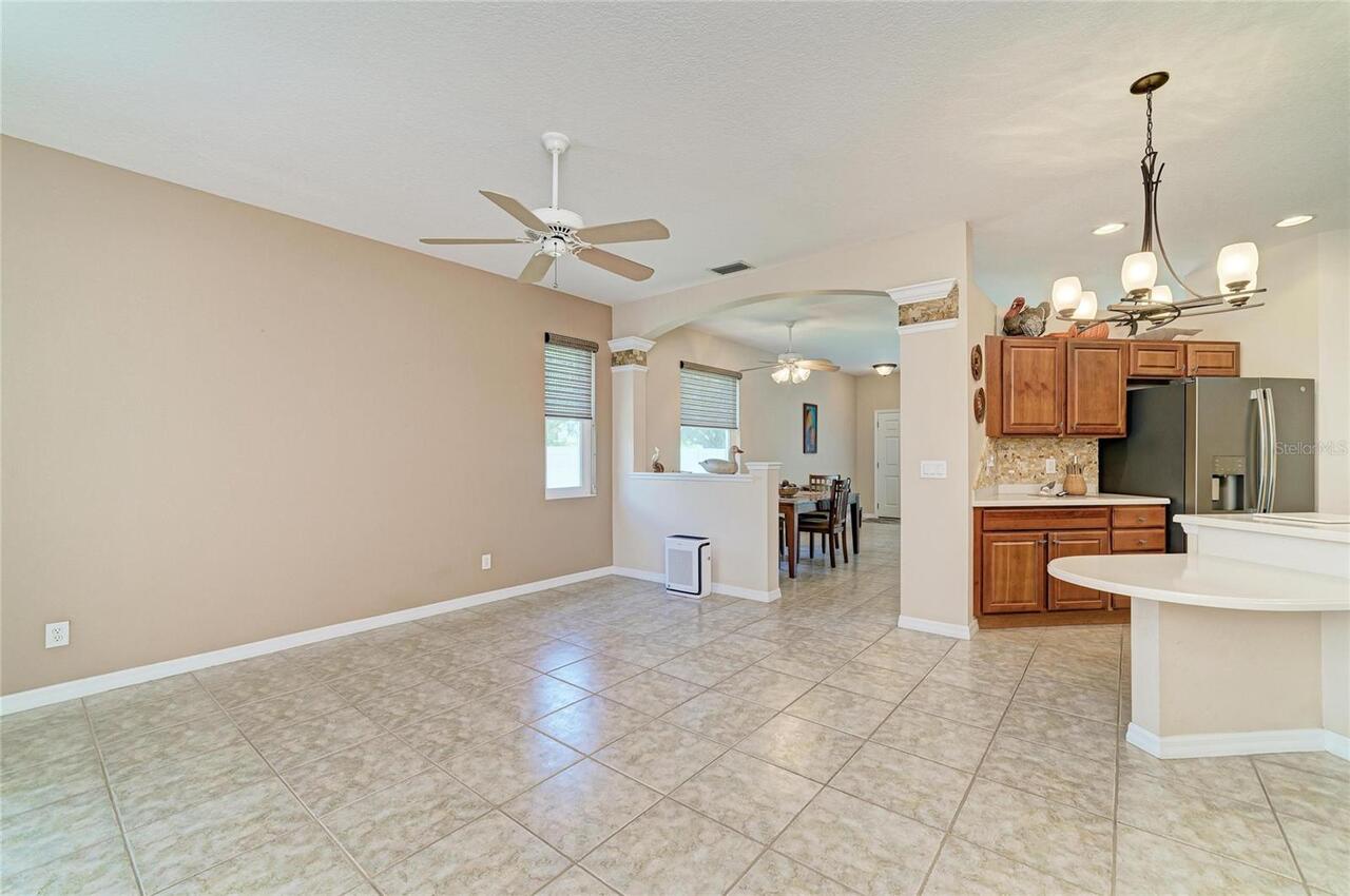 Listing Photo 9