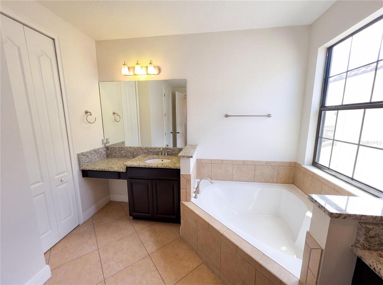 Listing Photo 26