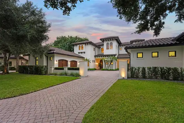 5BR, Home, 5BA, $4,850,000
Read More