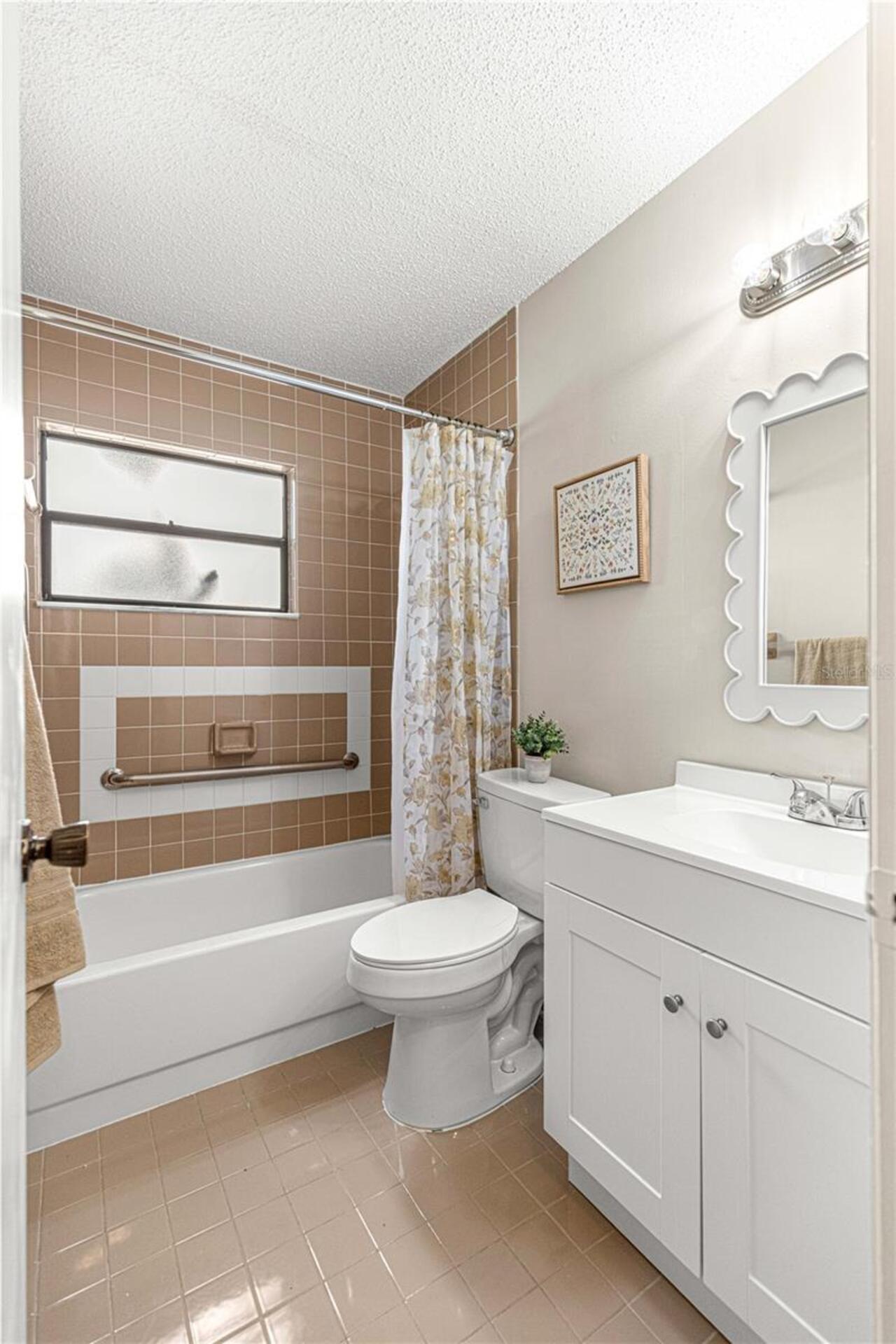 Listing Photo 22