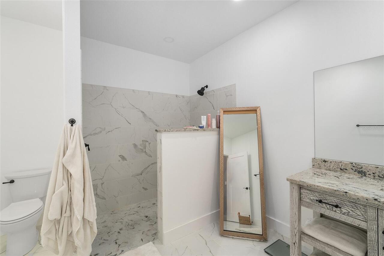 Listing Photo 42