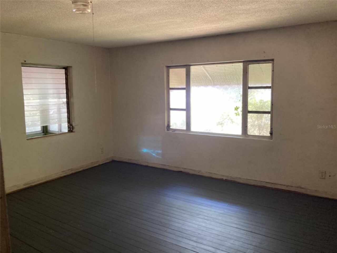 Listing Photo 8