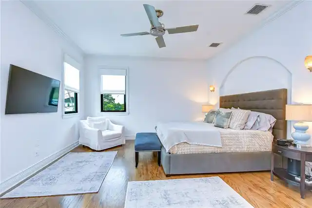 Listing Photo 25