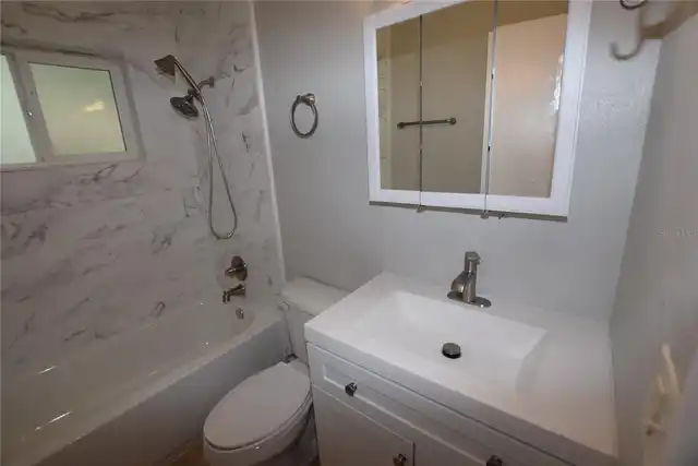 Listing Photo 16