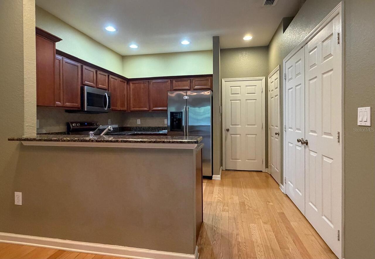 Listing Photo 10