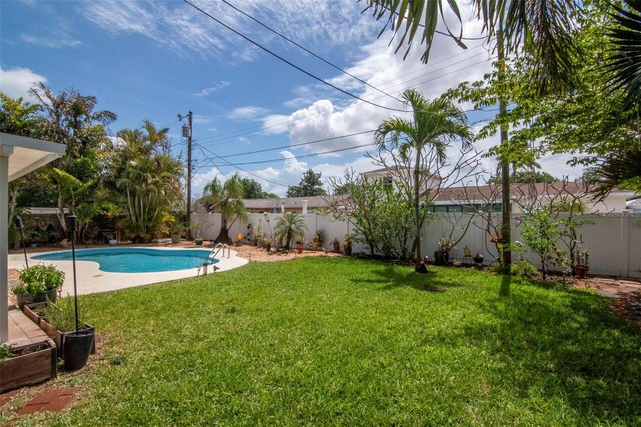 Listing Photo 29