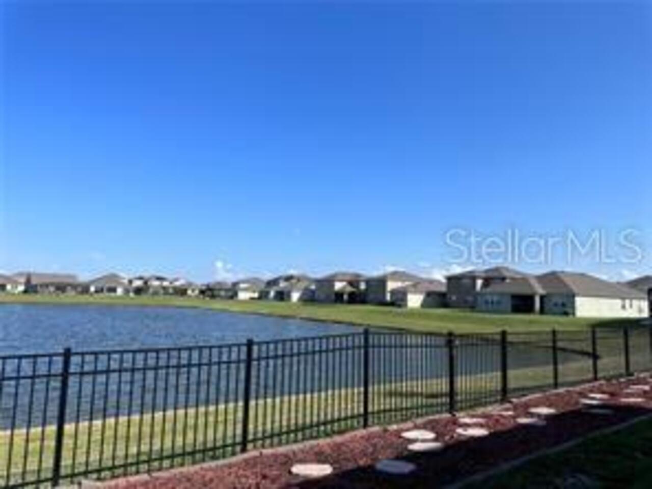 Listing Photo 17