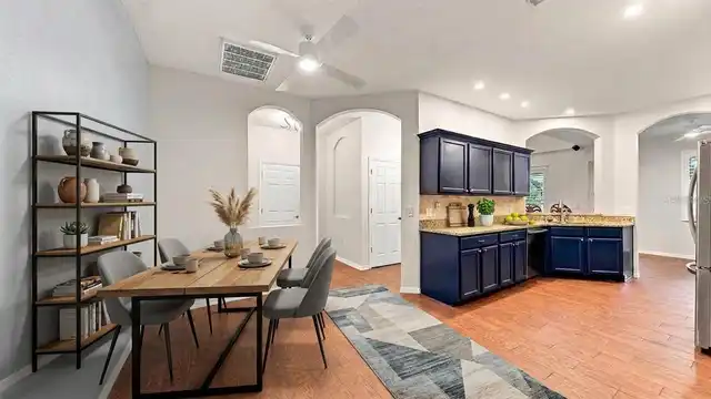 Listing Photo 11