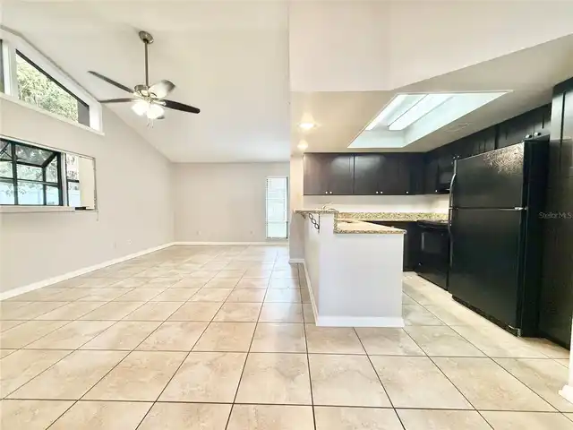 Listing Photo 7