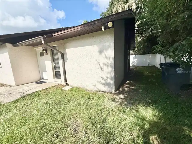 Listing Photo 14