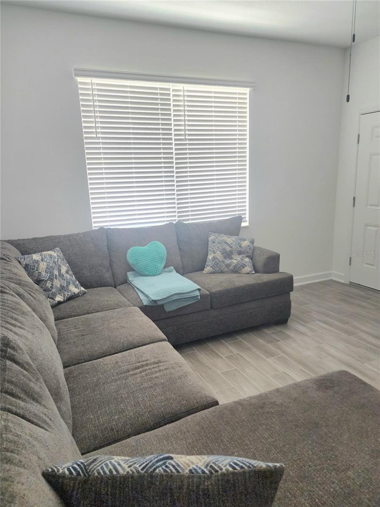 Listing Photo 12