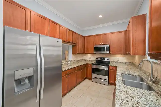 Listing Photo 14