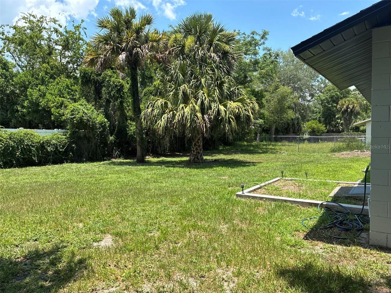 Listing Photo 16