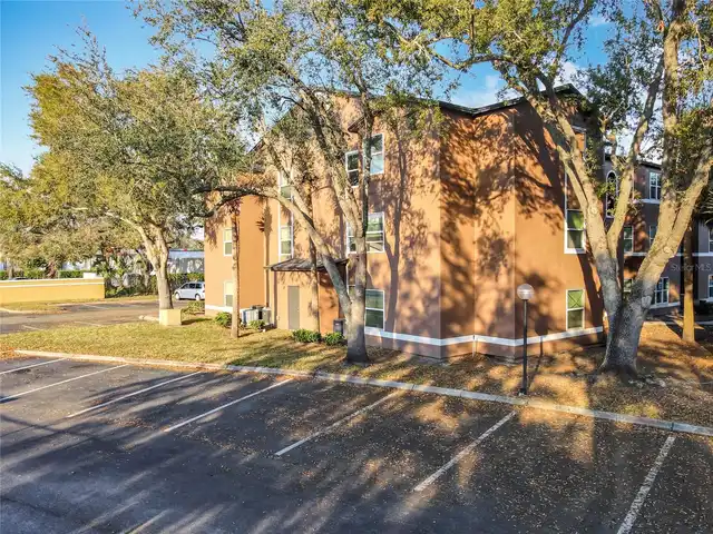 Listing Photo 37