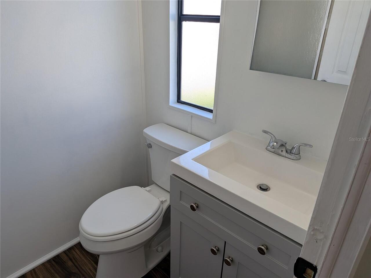 Listing Photo 8