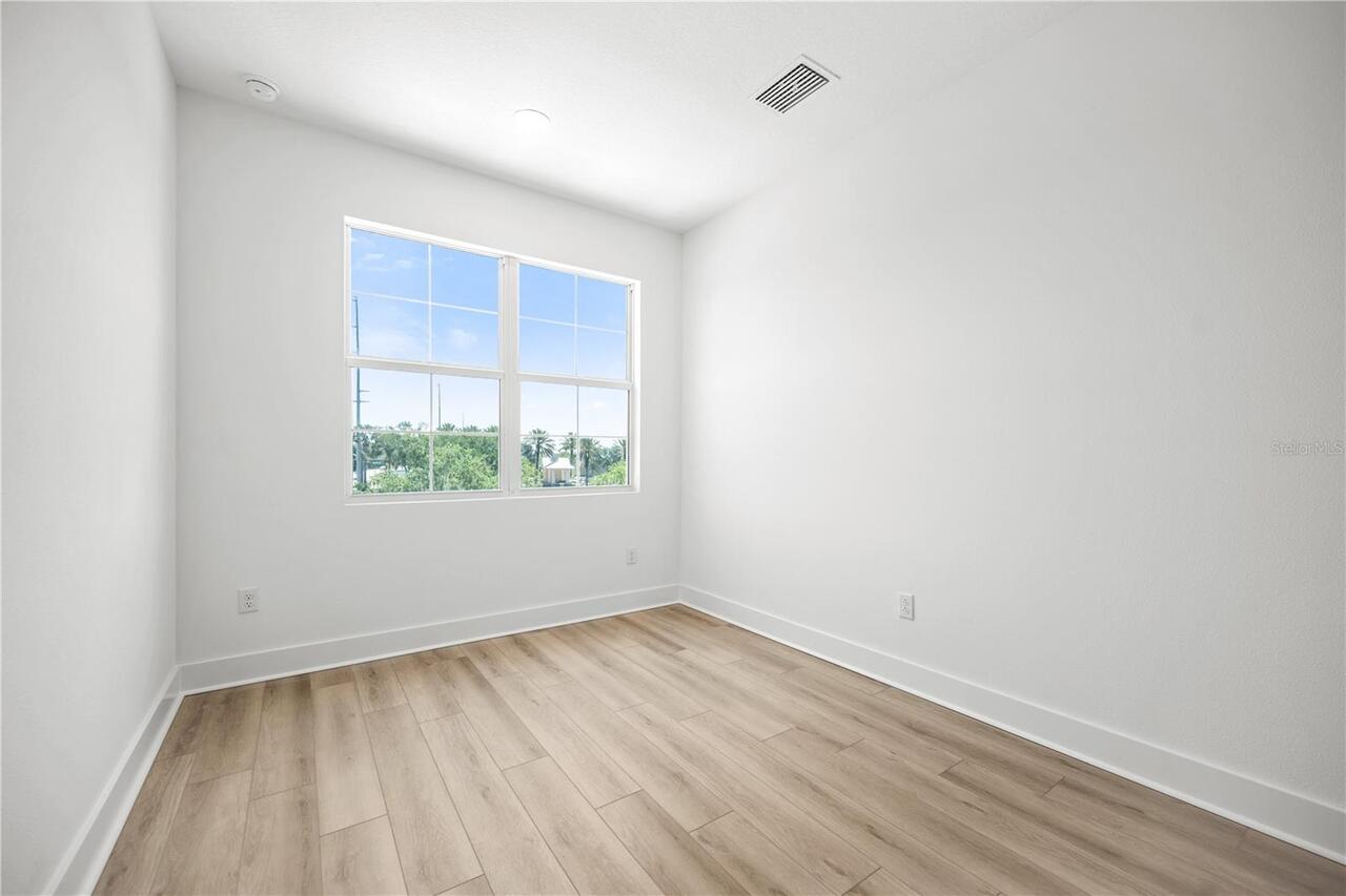 Listing Photo 42