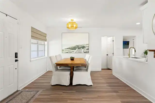 Listing Photo 8