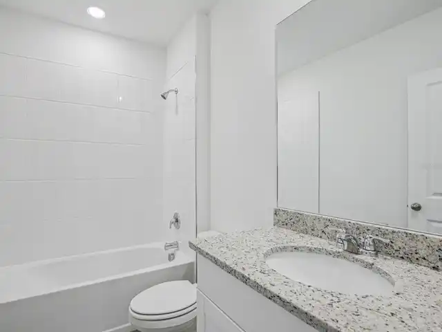 Listing Photo 9