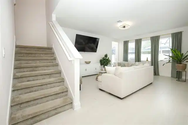 Listing Photo 22