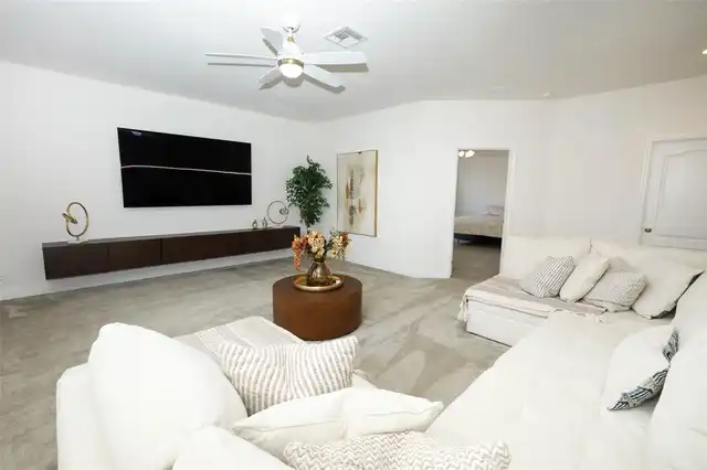Listing Photo 37
