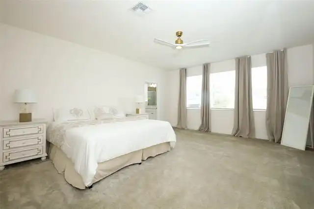 Listing Photo 38