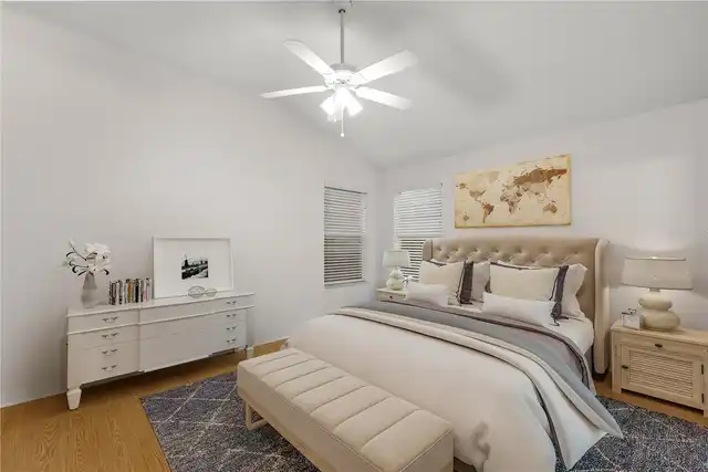 Listing Photo 17
