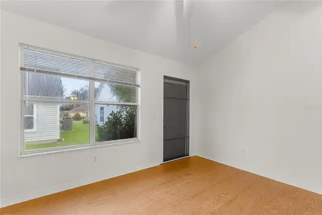 Listing Photo 23