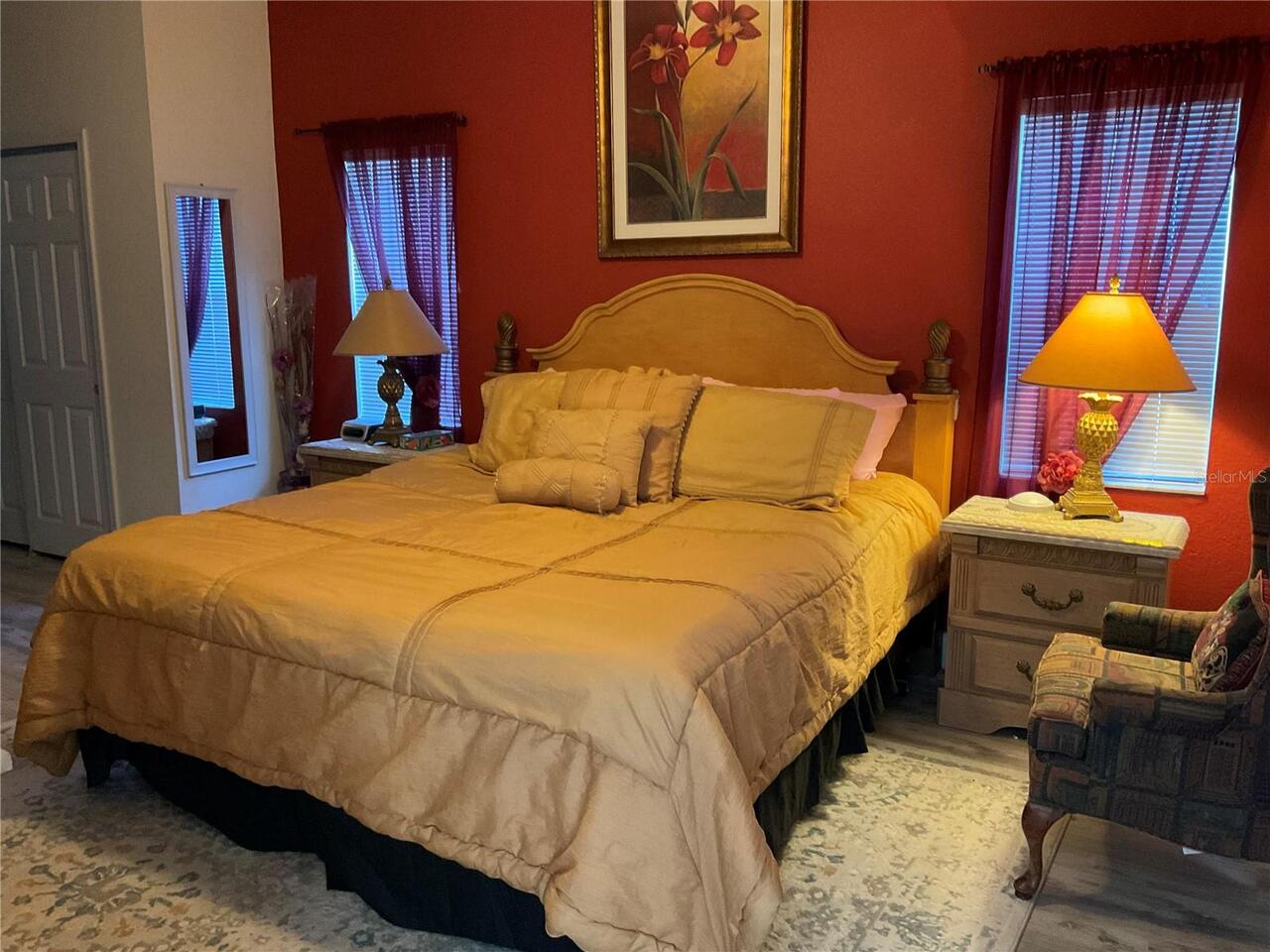 Listing Photo 10