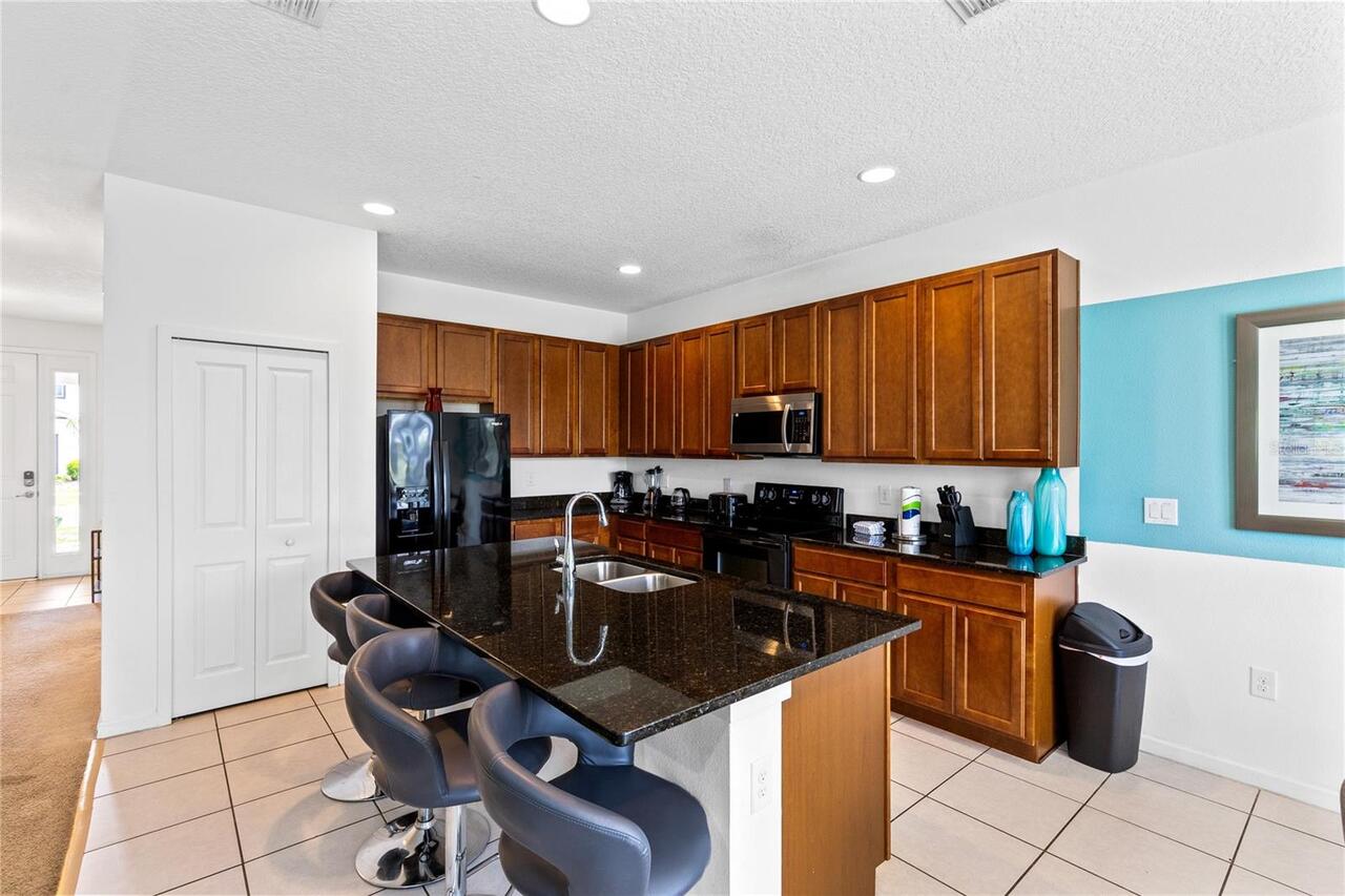 Listing Photo 7