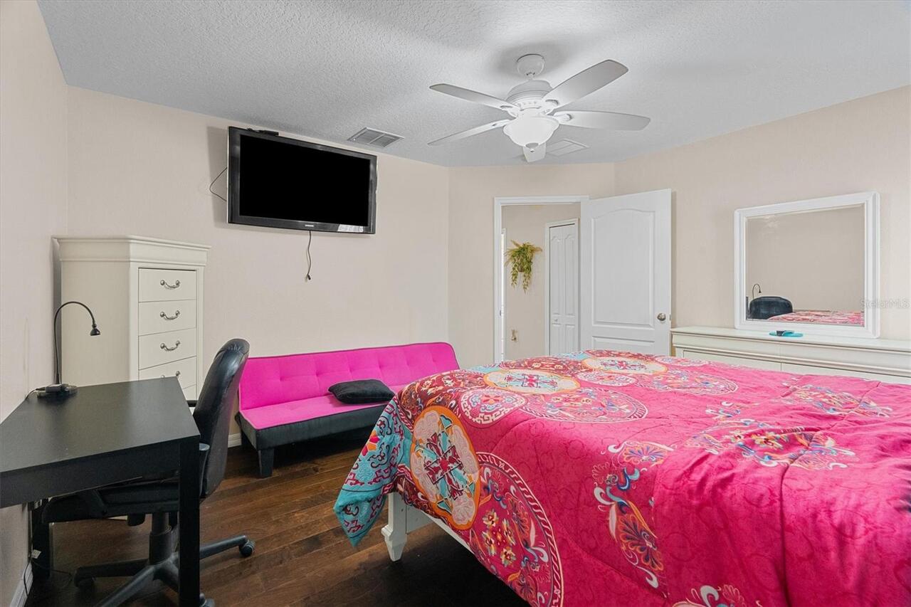 Listing Photo 22