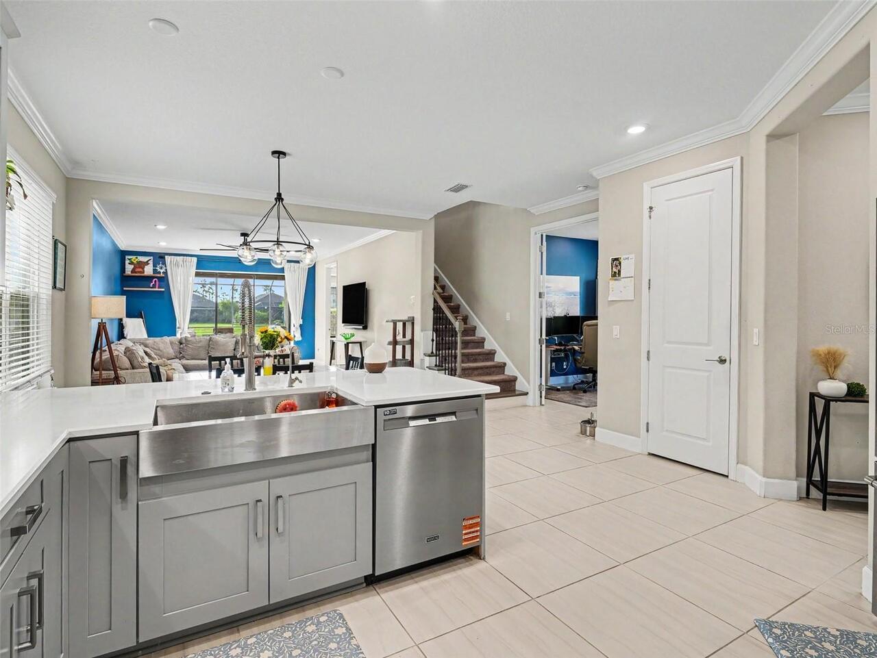 Listing Photo 8